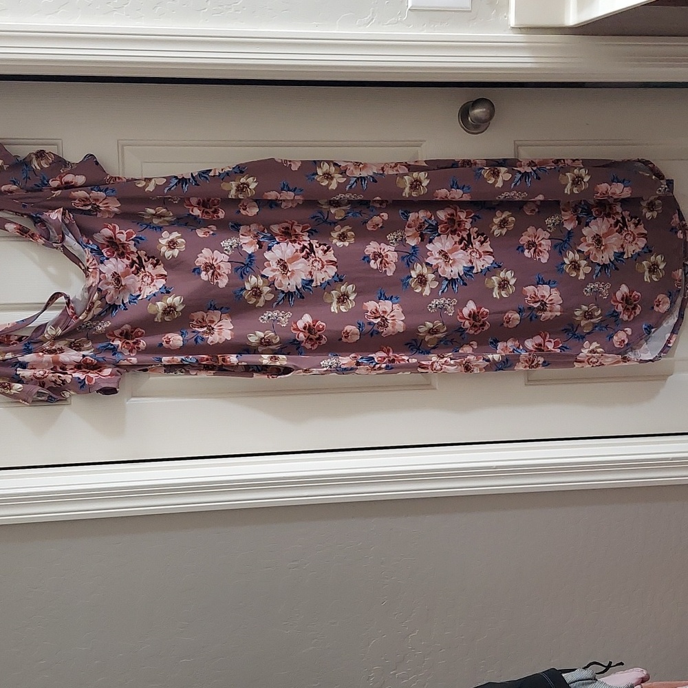 Long day dress with pockets!